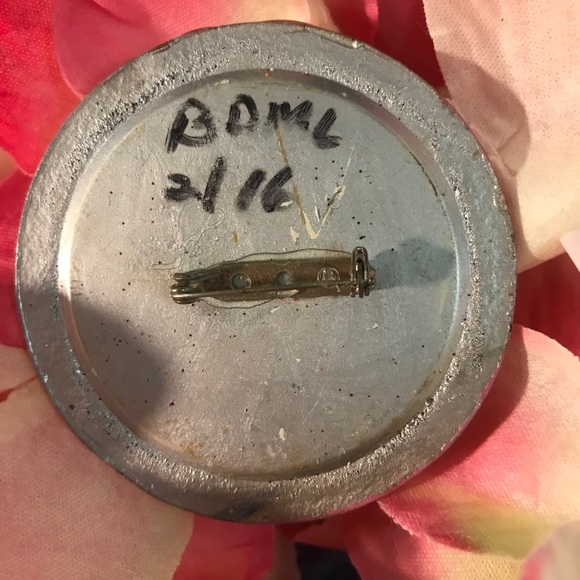 💕🤍Brooch🤍💕 - Picture 6 of 17